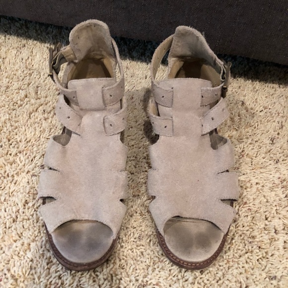 Caterpillar Sandals - Picture 2 of 6